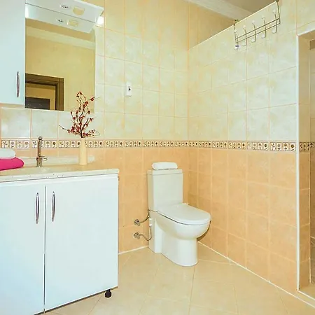 Sleeps 6 Pool Air Con Wifi Villa Ortakent